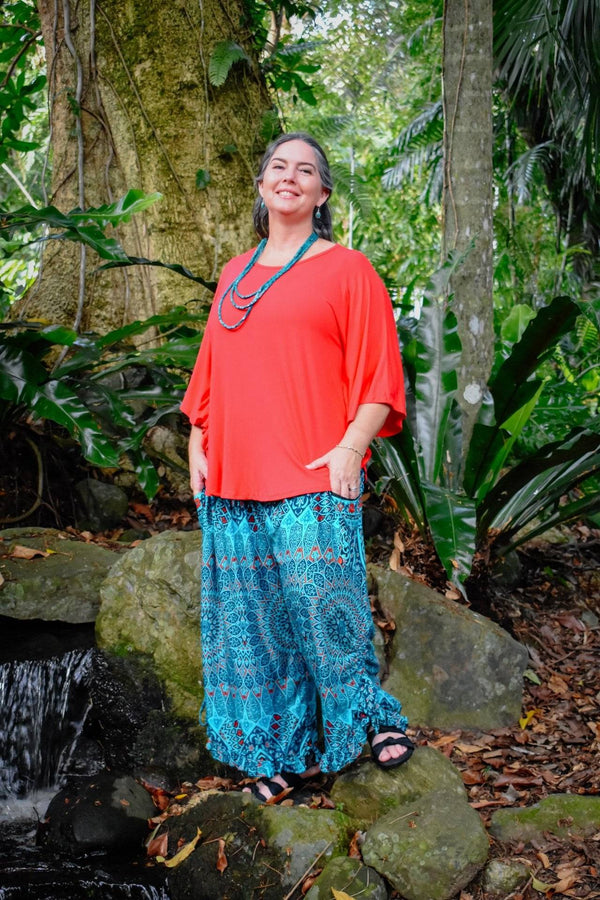 Avalon Batwing Top in Red Apple
