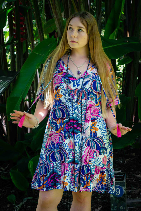 Cosmopolitan Short Dress in Cream Flora