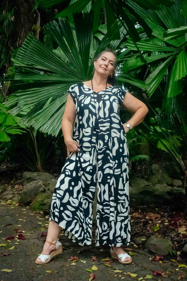 Divinity Pantsuit in Zulu Black