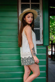 Bindy Shorts - Cream Treasure