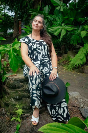 Divinity Pantsuit in Zulu Black