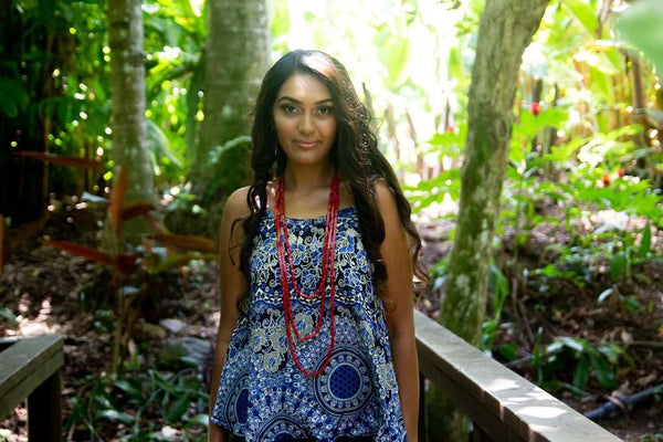 Corvinia Top in Navy