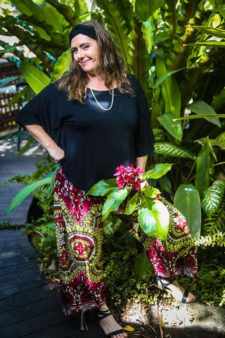 Tally Batwing Top in Black